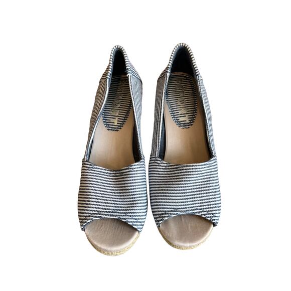 Report Open Toe Espadrille Wedge Heels Blue & White Stripe Canvas 6.5 - Picture 4 of 9